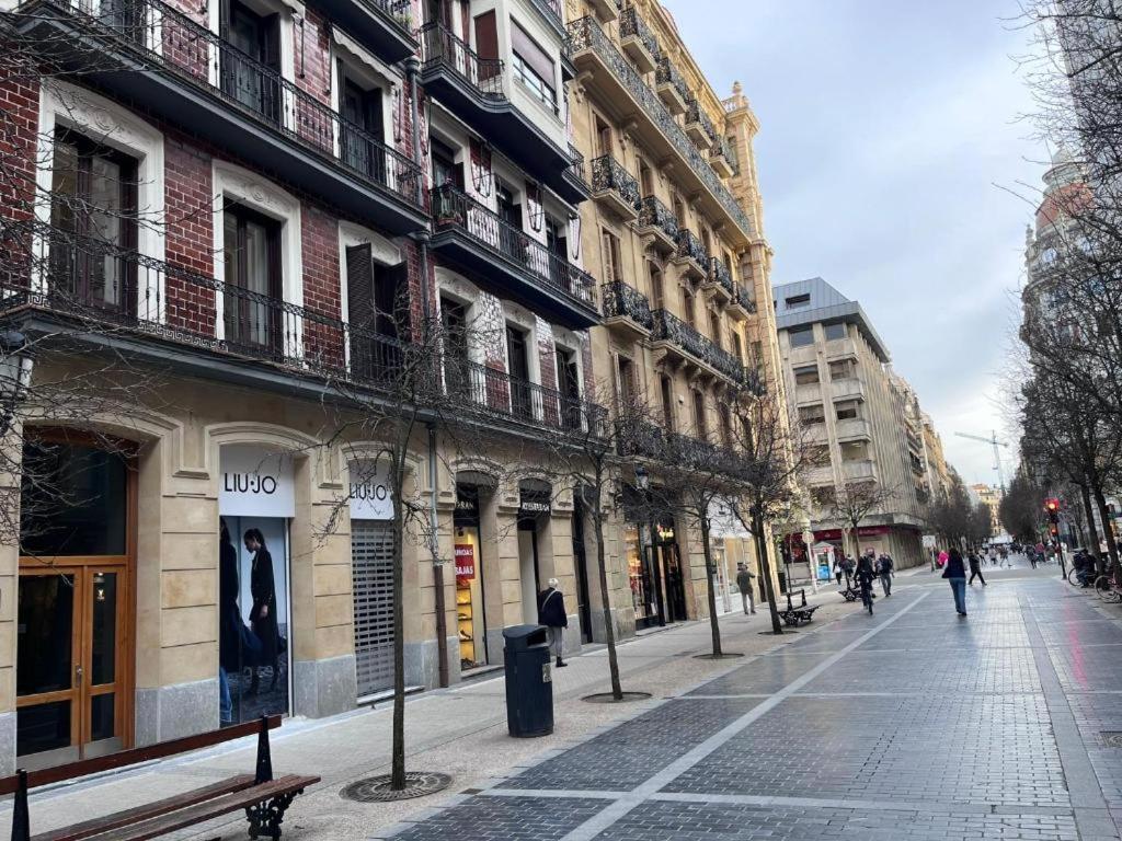 Apartamento Mentura Centro De San Sebastian Parking Free Eksteriør billede